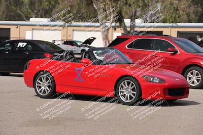 media/Oct-19-2025-Speed Ventures (Sun) [[a6e7fe67be]]/Around the Pits/